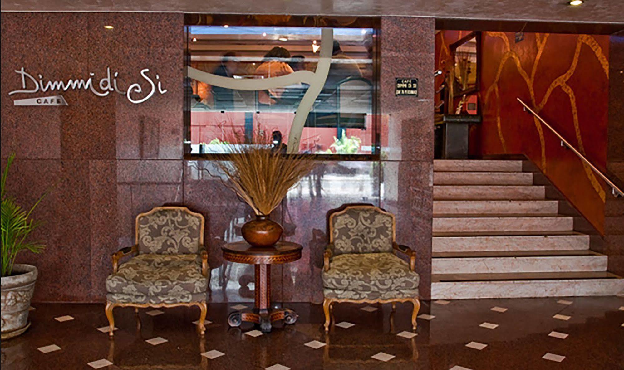 Hotel Maria Angola Lima Kültér fotó